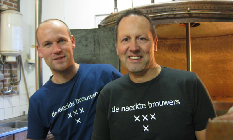 Twee Naeckte Brouwers